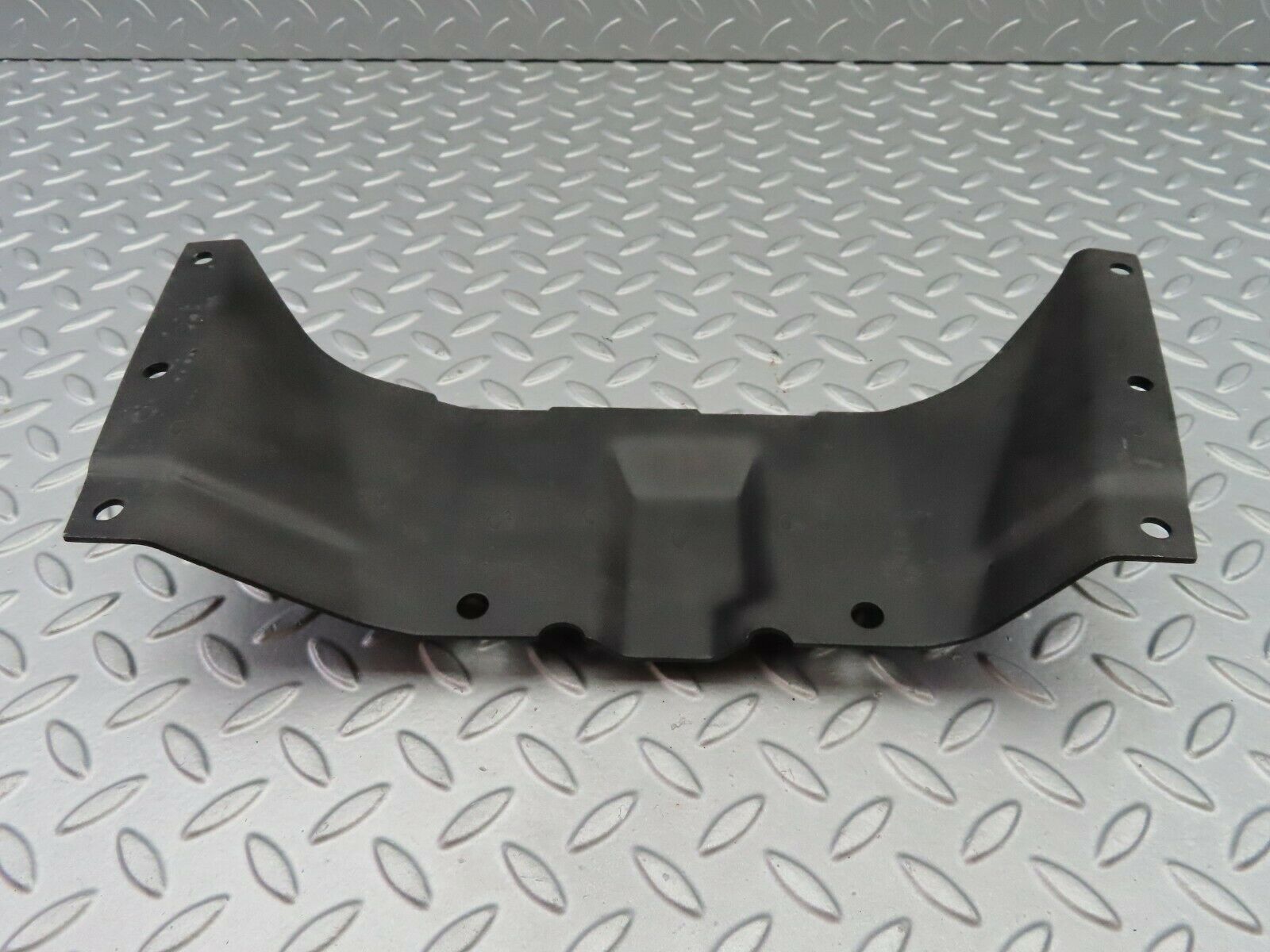 7074 Mercedes-Benz C107 350SLC Coupe Gearbox Mount Bracket I