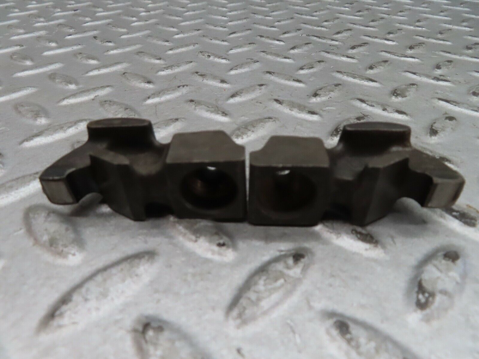 17863 Mercedes-Benz W116 450SEL Valve Rocker Arm
