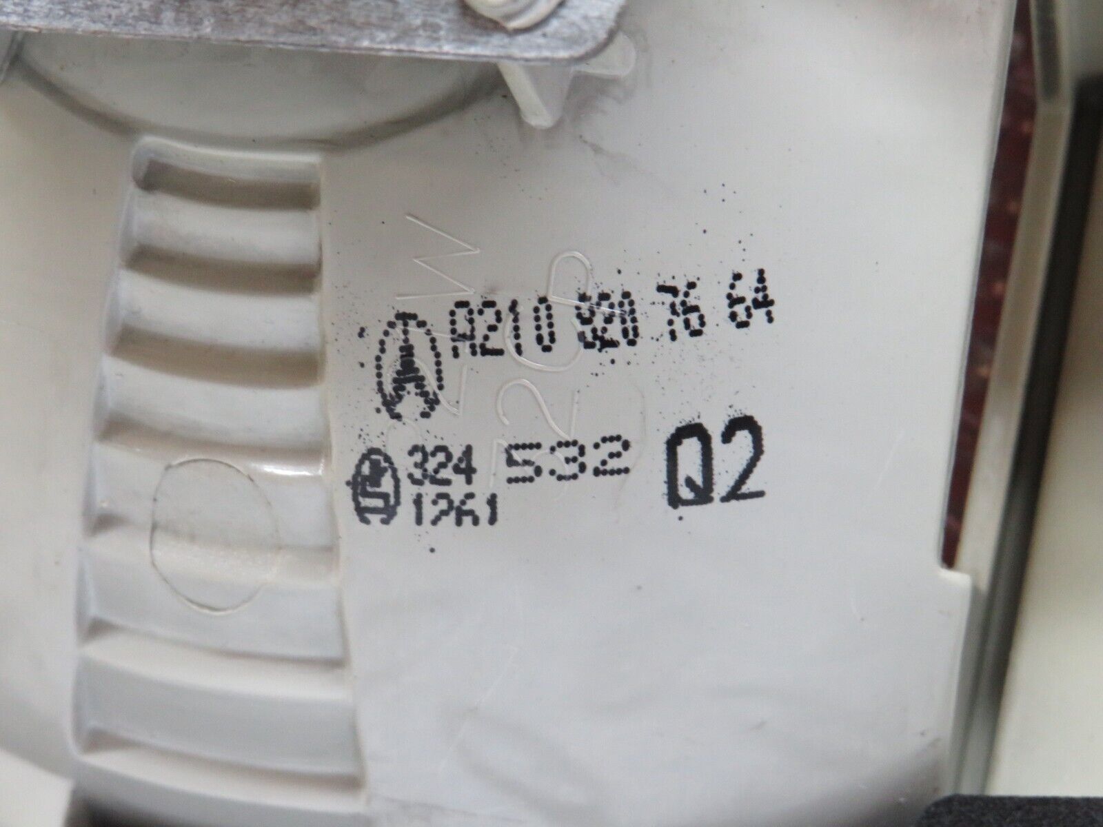 33167 Mercedes-Benz W210 Tail Light Right Side 2108207664