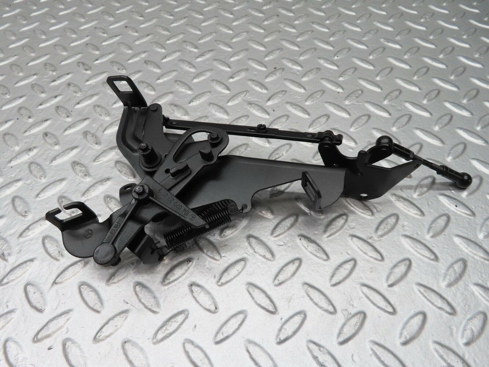 15115 Mercedes-Benz W140 S320 Throttle Linkage 1040702321