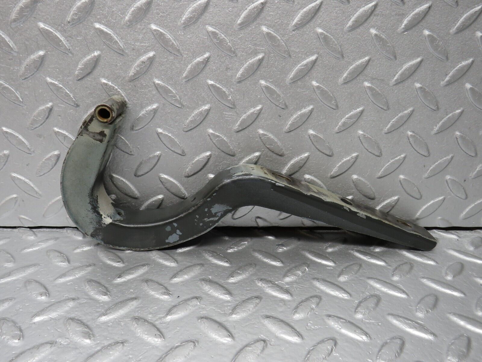 39087 Mercedes-Benz R107 500SL Coupe Trunk Lid Hinge Left Side