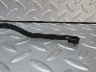 W126 windscreen wiper arm left side used OEM
