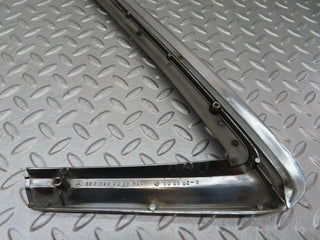 14010 Mercedes-Benz C107 280SLC Quarter Window Trim Right 1076980289