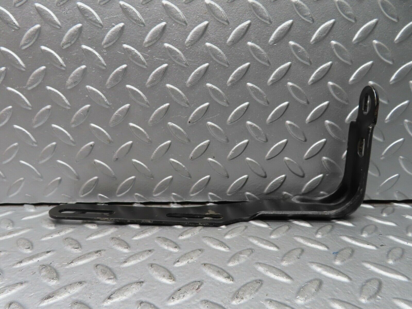 21400 Mercedes-Benz R129 300SL Coupe Exhaust Bracket