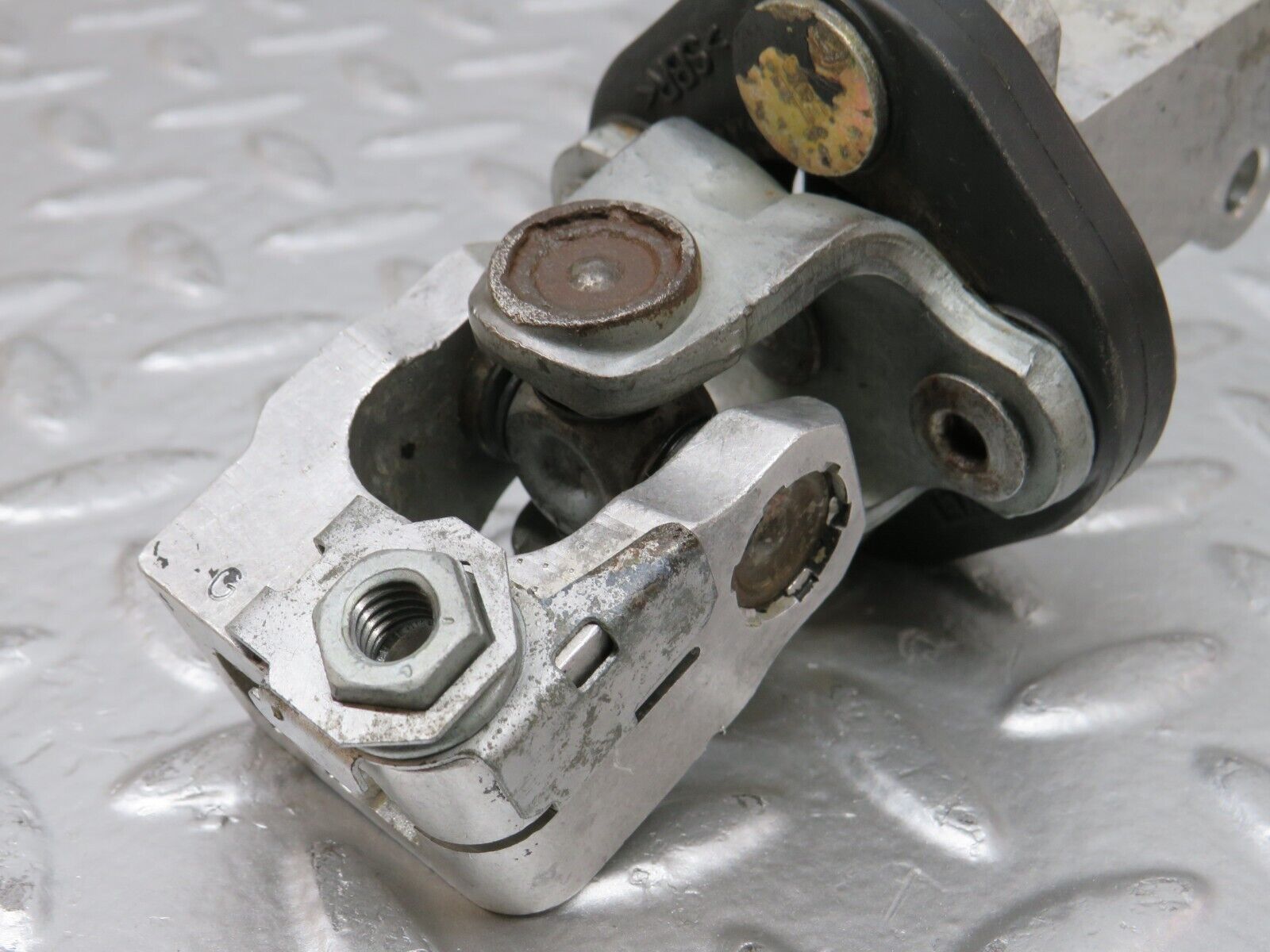 24969 Mercedes-Benz W140 S320 Steering Coupling Joint 2104600210