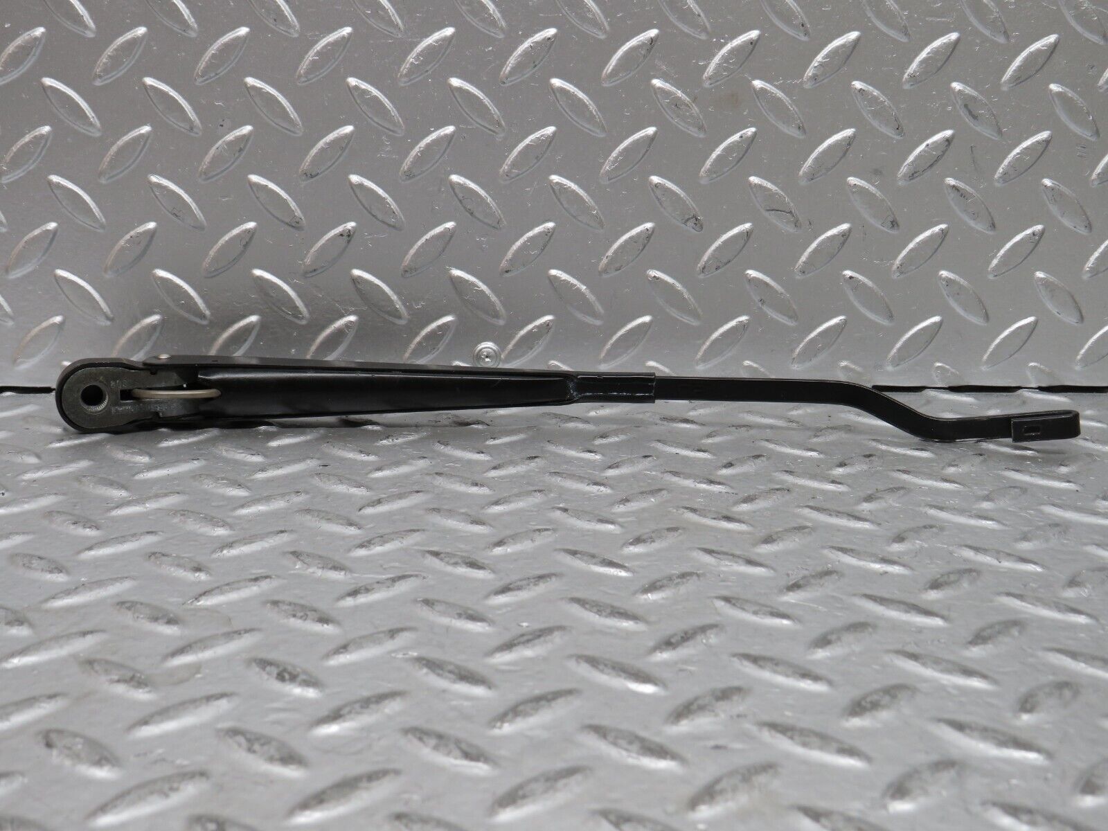 28107 Mercedes-Benz W123 280E Wiper Arm Bosch Left Side 3399990553