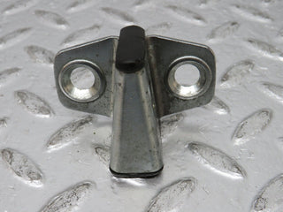 32379 Mercedes-Benz S124 300TE Wagon Door Lock Latch