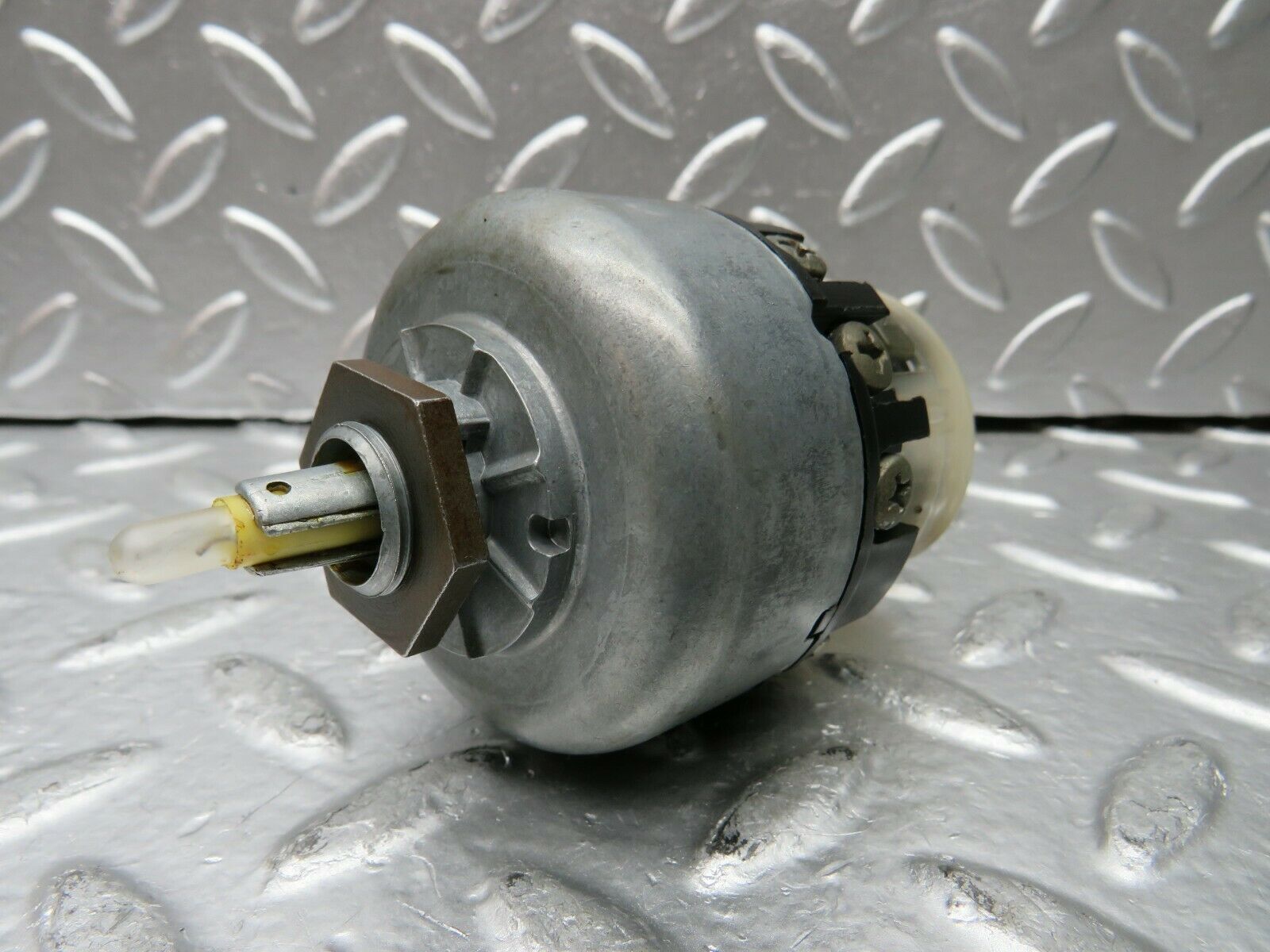23024 Mercedes-Benz C123 230CE Coupe Headlight Switch
