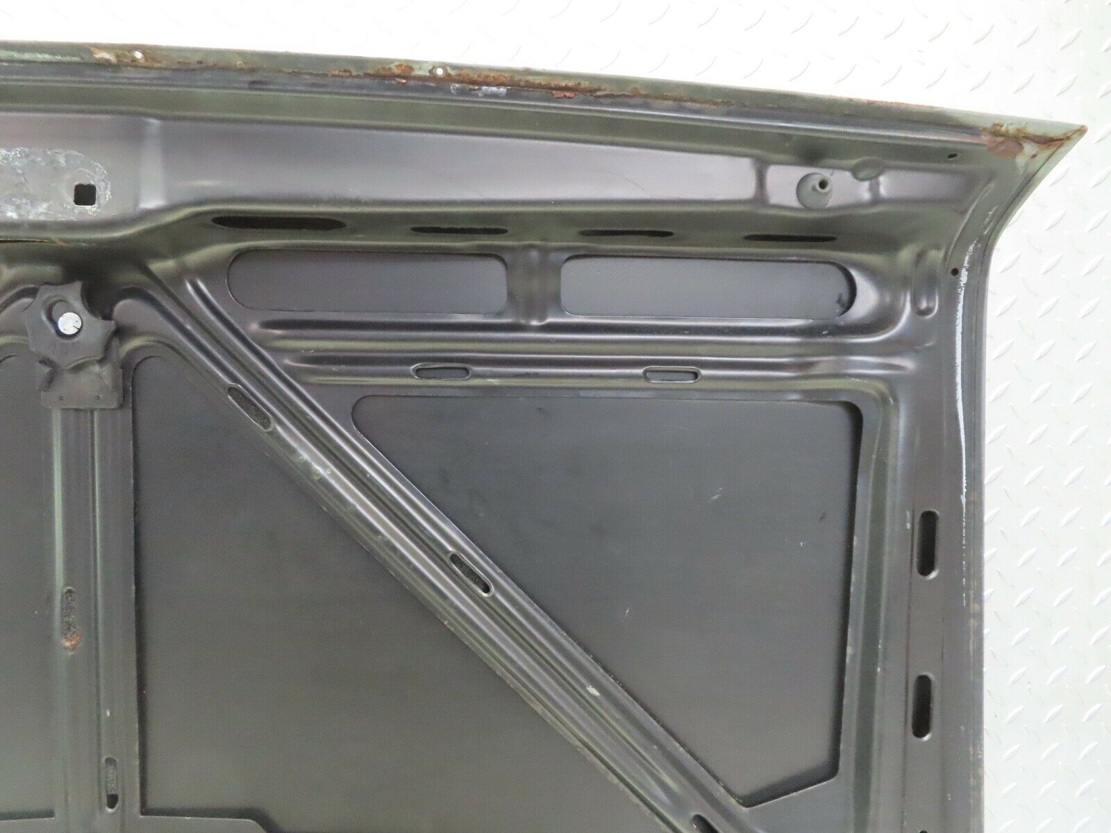 17700 Mercedes-Benz W116 450SEL Boot Lid Trunk Door