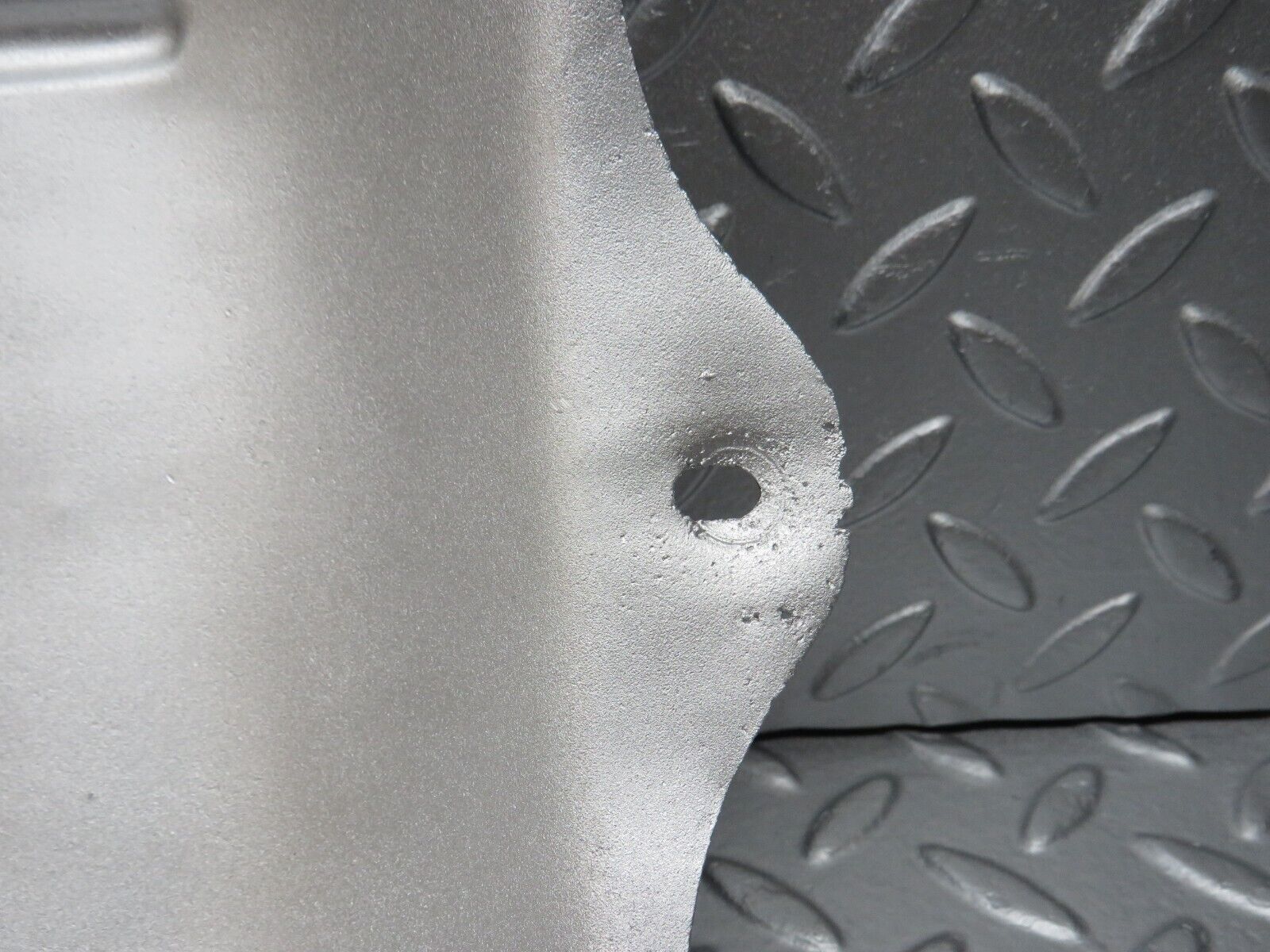 31654 Mercedes-Benz W201 190LE 1.8L Exhaust Heat Shield