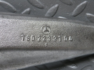 40299 Mercedes-Benz W110 230 Engine Mount Bracket Right Side 1802233104