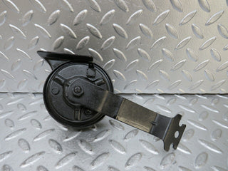 25287 Mercedes-Benz W201 190D Horn
