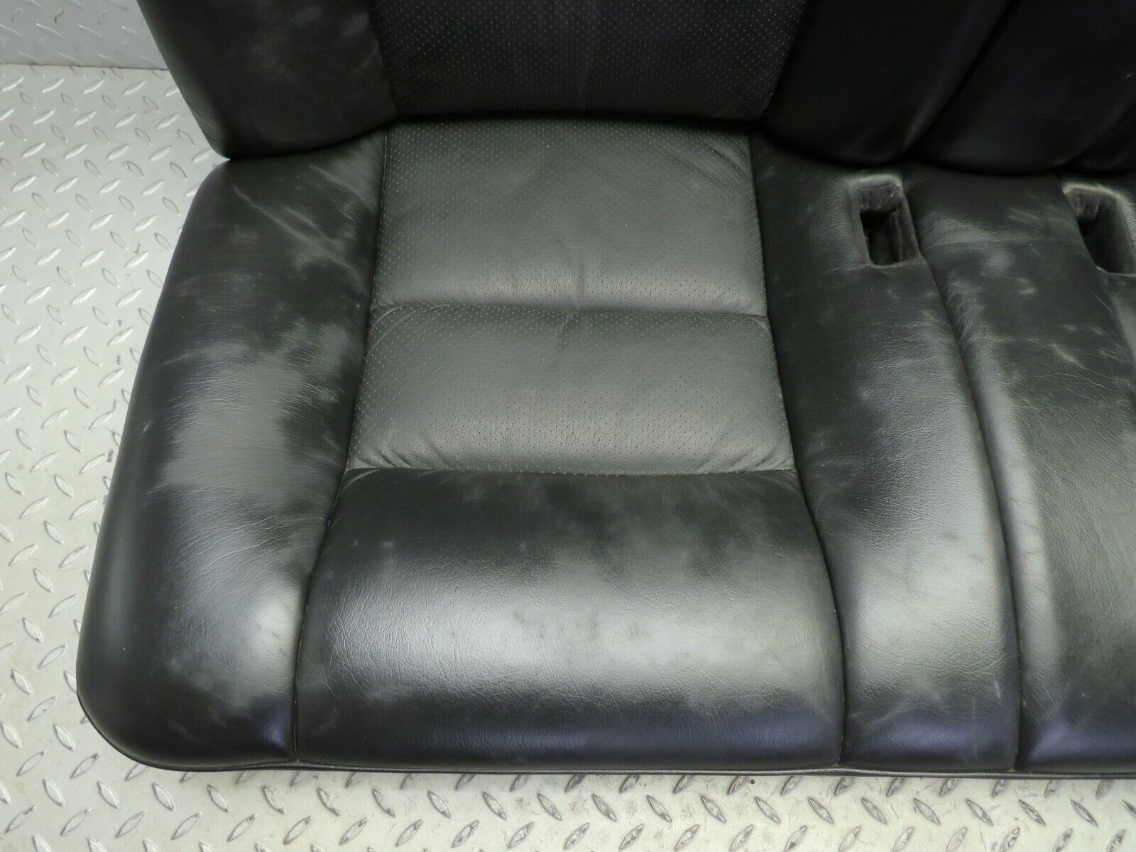 37878 Mercedes-Benz A124 320E Cabriolet Rear Seat Leather Black 1249203116
