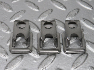 32701 Mercedes-Benz S124 300TE Wagon Fuel Injector Bracket Holder Set