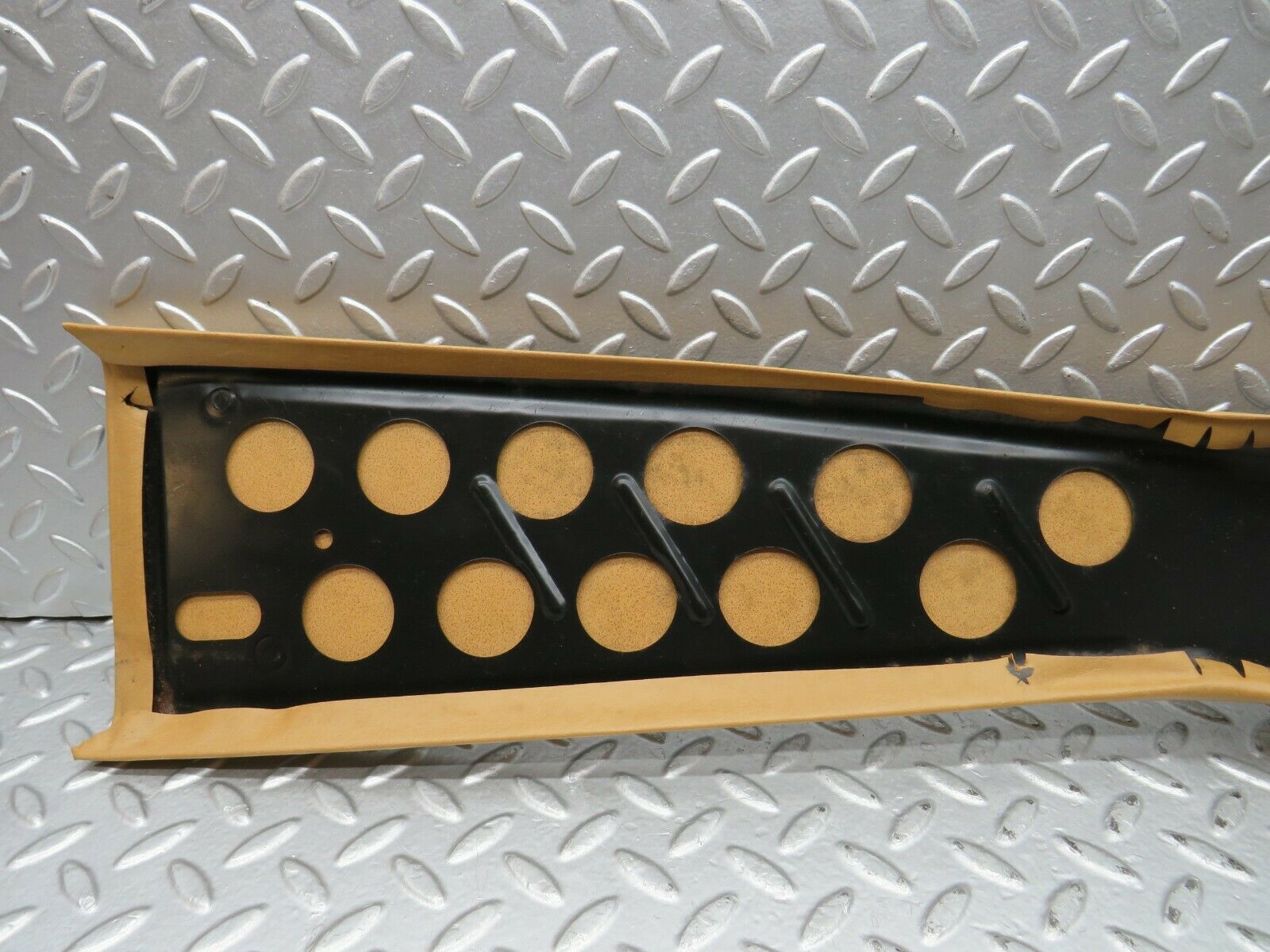 22051 Mercedes-Benz S123 280TE Wagon B Pillar Cover Left Side Palomino