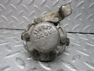 37647 Mercedes-Benz W109 300SEL Oil Pressure Damper 1161870094 1161870096