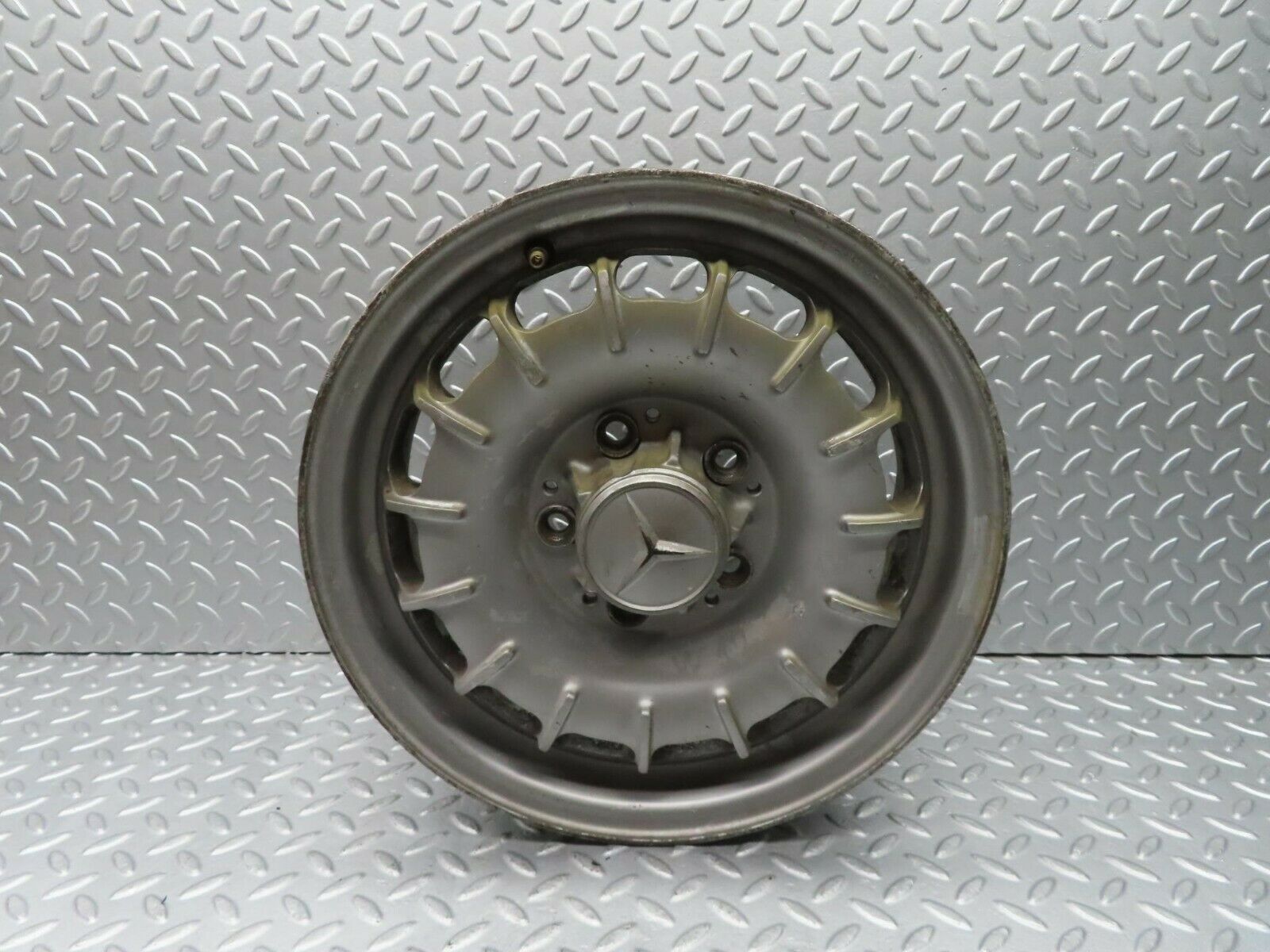 12140 Mercedes-Benz Alloy Wheel Mexican Hat 5.5Jx14H2 ET30 1234001702