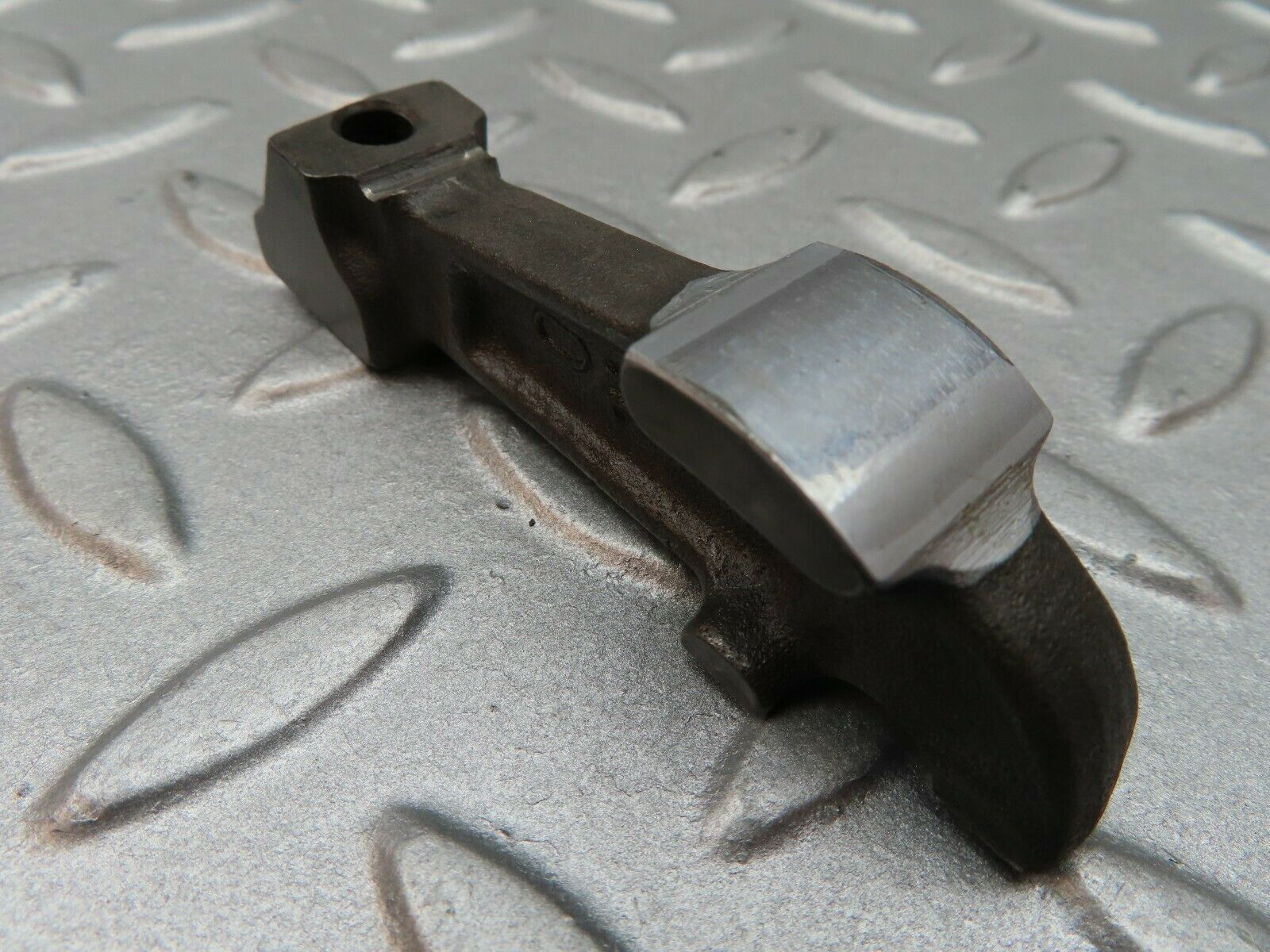 3535 Mercedes-Benz W108 280SE Valve Rocker Arm With Retaining Spring