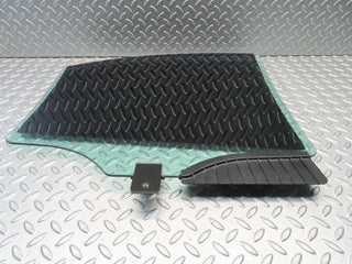 W221 rear left door window glass used OEM