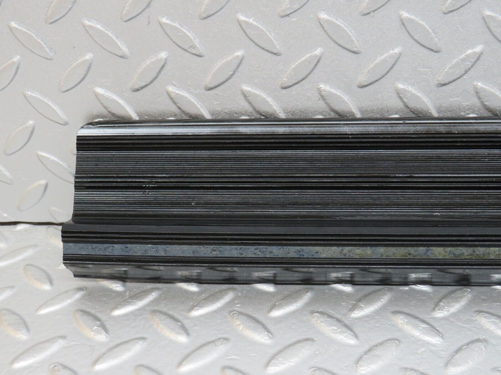 40632 Mercedes-Benz W123 300D Front Left Door Sill Trim Black
