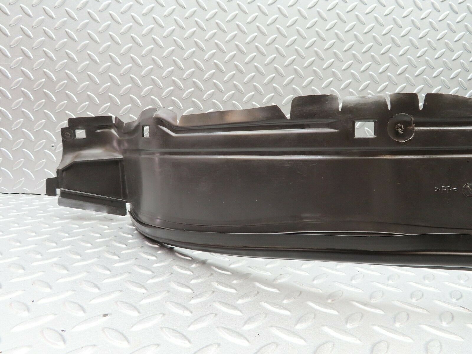 5569 Mercedes-Benz W124 230E Inner Mudguard Panelling Front Left 1248840735