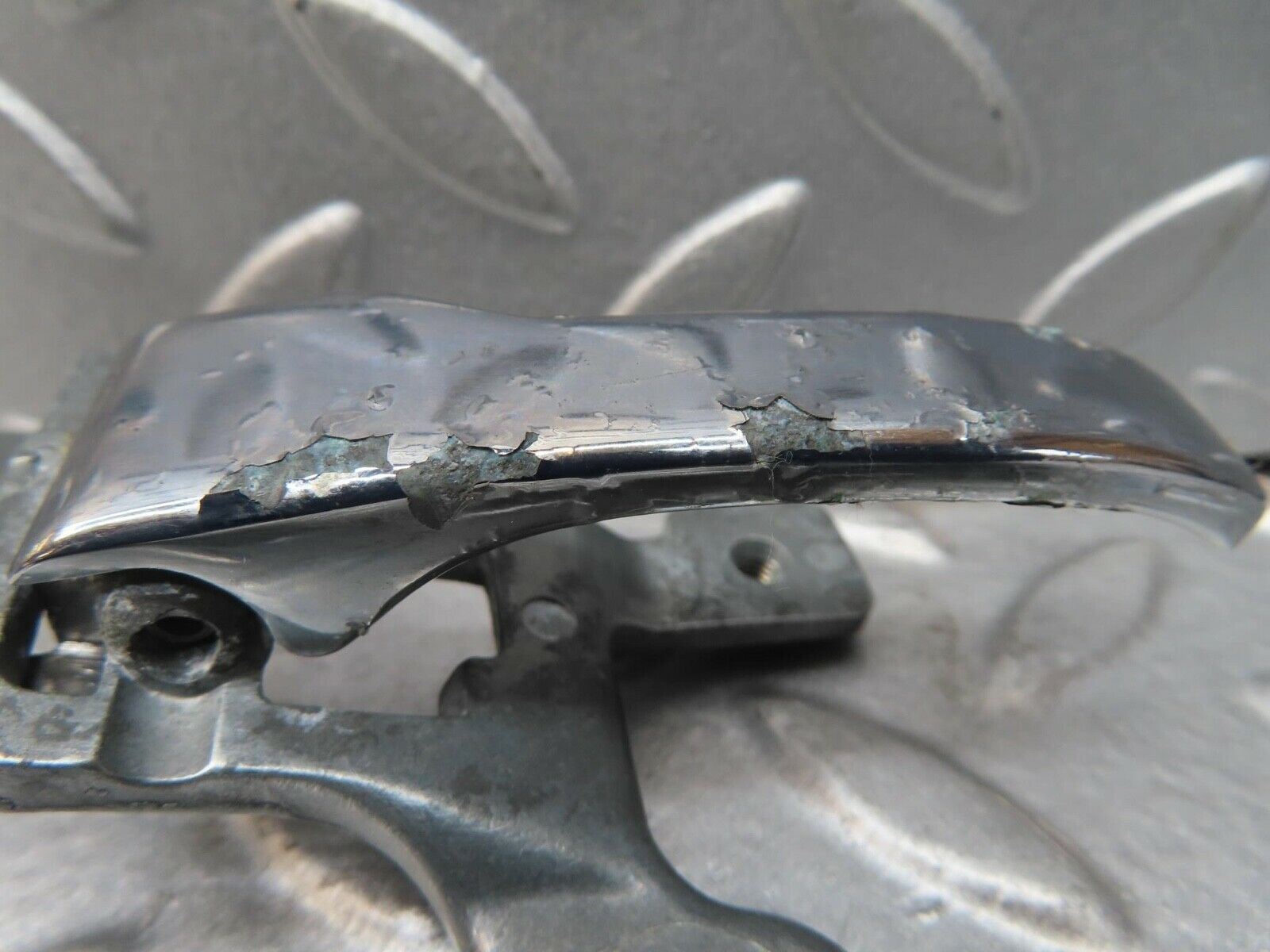13493 Mercedes-Benz W123 200 Left Interior Door Handle 1237600161