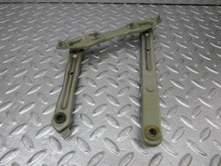 33724 Mercedes-Benz W201 190E 2.0L Bonnet Hinge Left Side