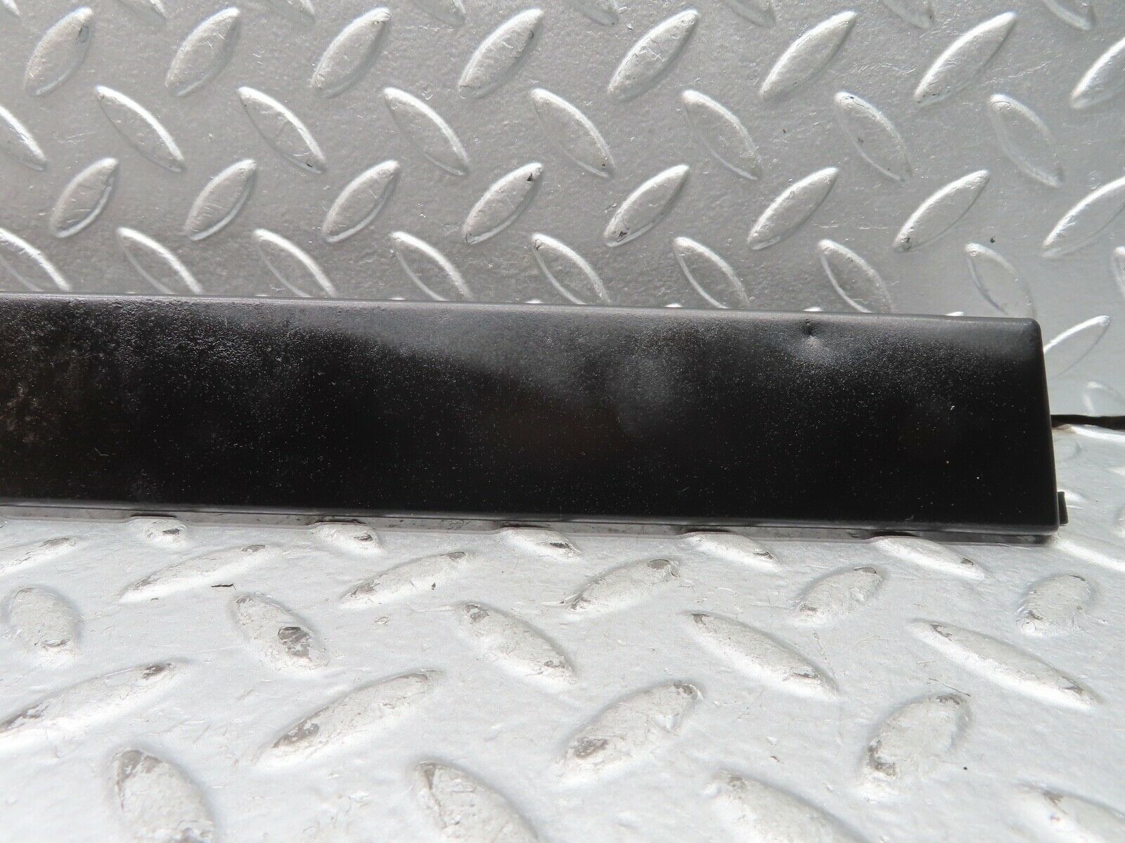 21681 Mercedes-Benz W126 300SE Right Headlight Lower Trim