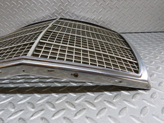 W108 bonnet grill chrome used OEM