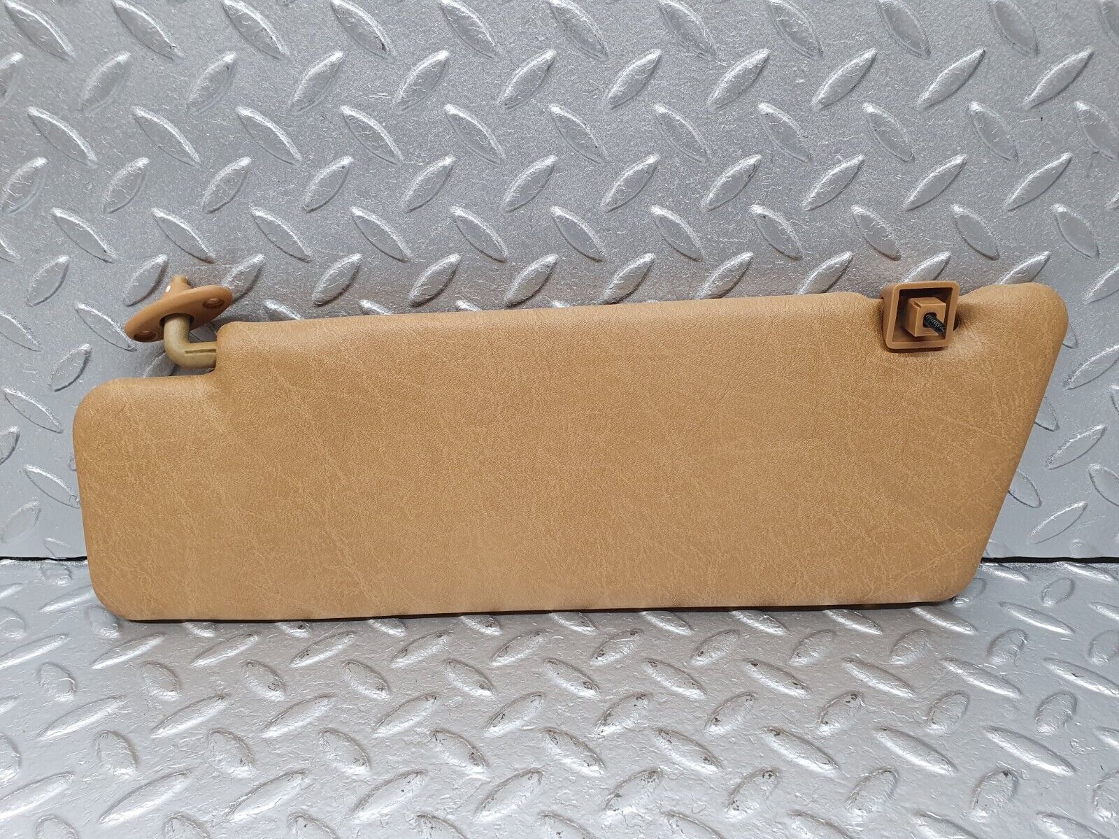 41393 Mercedes-Benz W124 200E Sun Visor Right Side Palomino