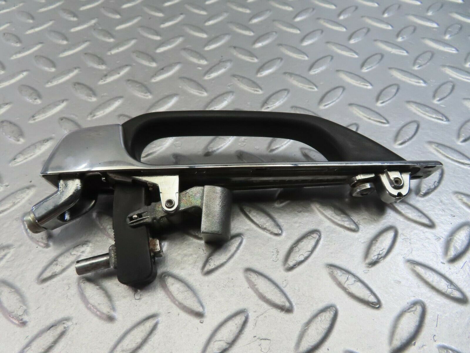 10826 Mercedes-Benz W123 230E Exterior Chrome Door Handle Rear 1237600359