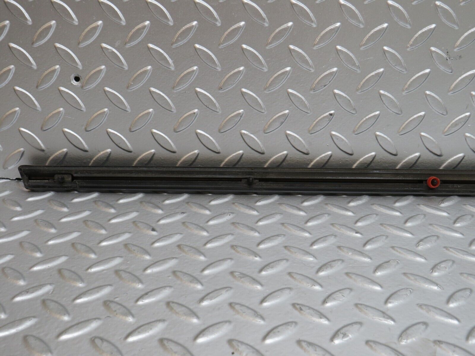 28230 Mercedes-Benz S123 240D Wagon Rear Left Fender Wing Centre Moulding Trim