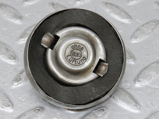 W108 engine oil filler cap used OEM