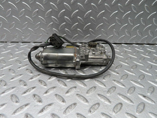 21441 Mercedes-Benz W126 300SE Rear Left Window Regulator Motor 0130821037