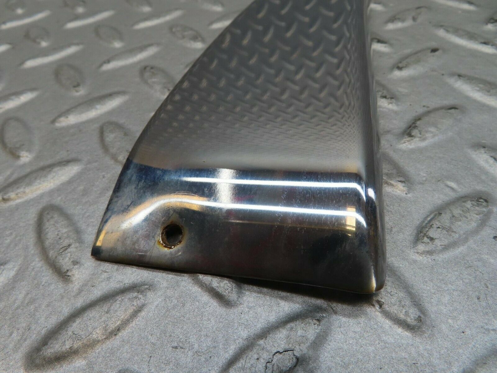 16599 Mercedes-Benz C107 380SLC Right Door Chrome Cover