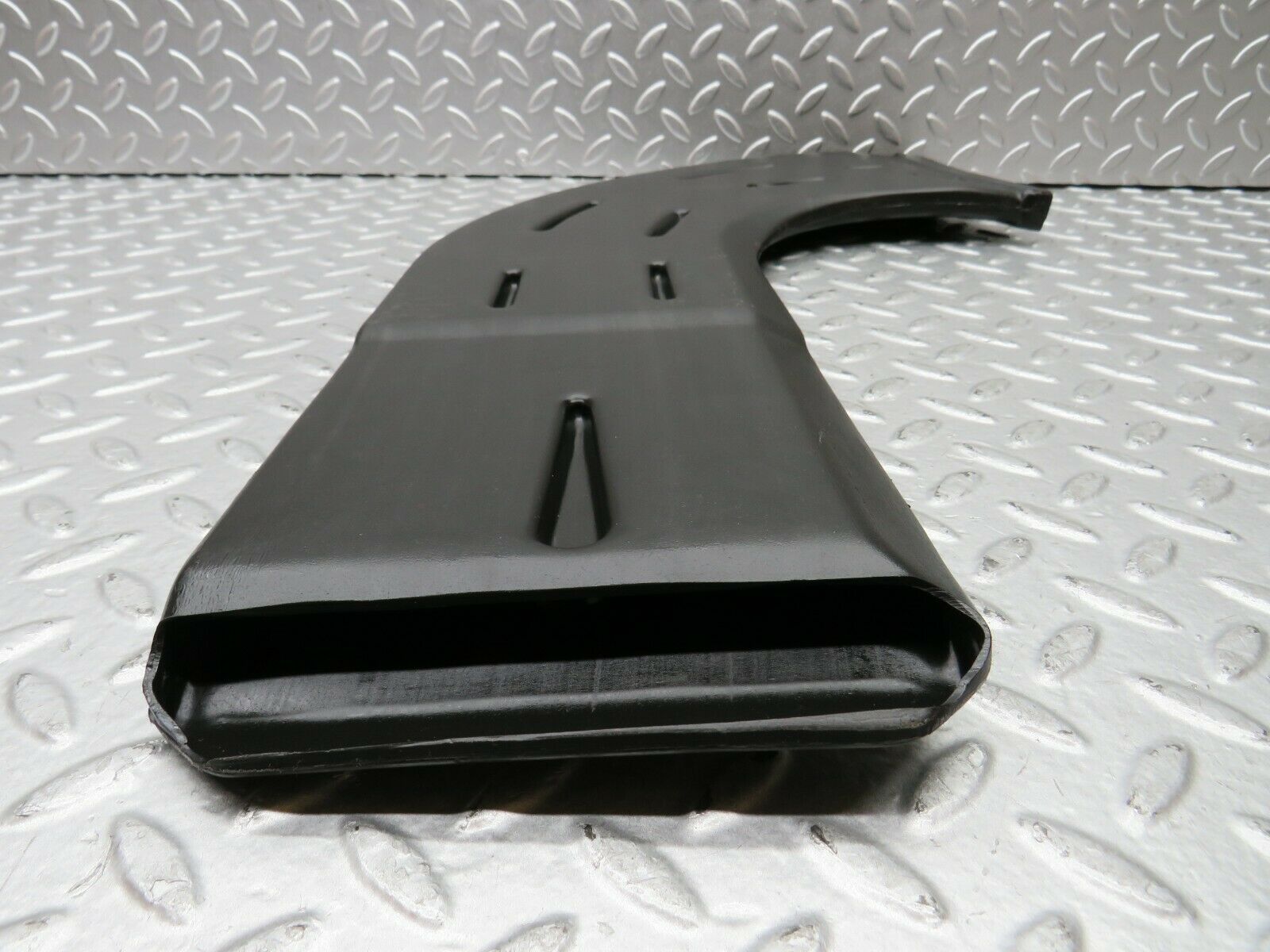 22037 Mercedes-Benz S123 280TE Wagon Heating Air Duct Right Side 1238311046