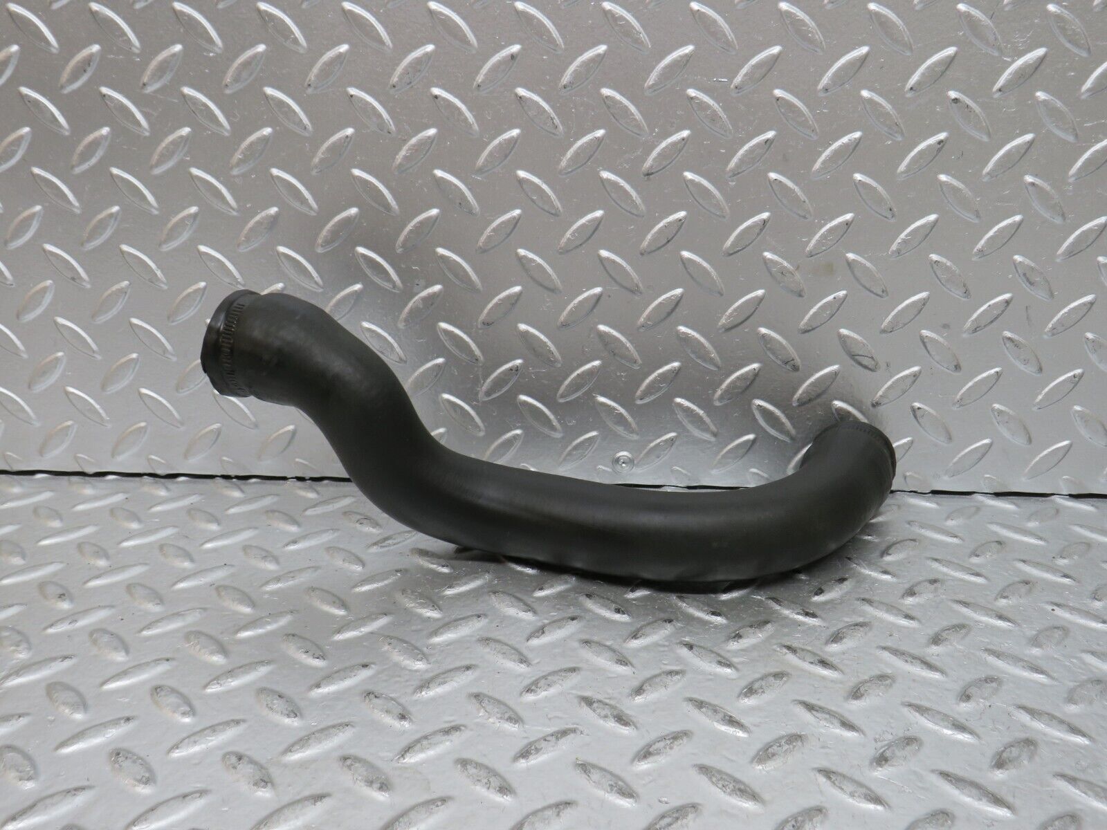 28089 Mercedes-Benz W123 280E Radiator Hose 1235011382