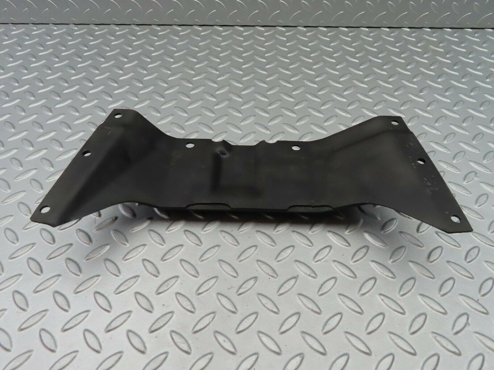 7074 Mercedes-Benz C107 350SLC Coupe Gearbox Mount Bracket I