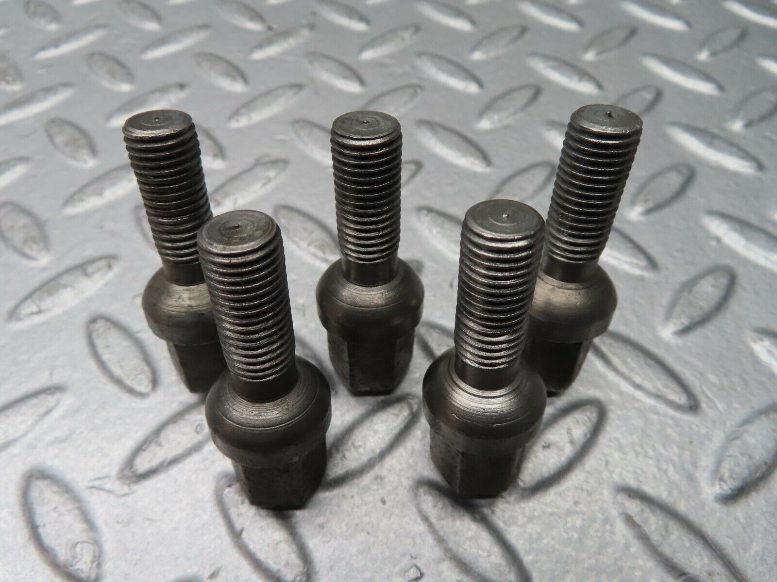 20526 Mercedes-Benz 5x Alloy Wheel Lug Bolt M12x1.5