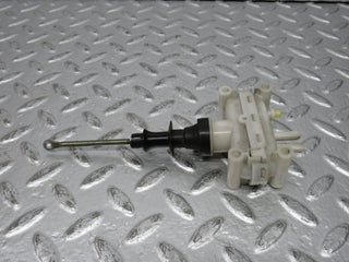 31640 Mercedes-Benz W201 190LE 1.8L Door Lock Vacuum Actuator Rear Left