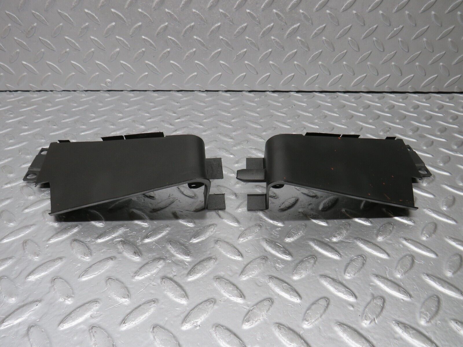 38299 Mercedes-Benz R129 280SL Coupe Radiator Fan Shroud Cover 2x 1295051388 1295051288