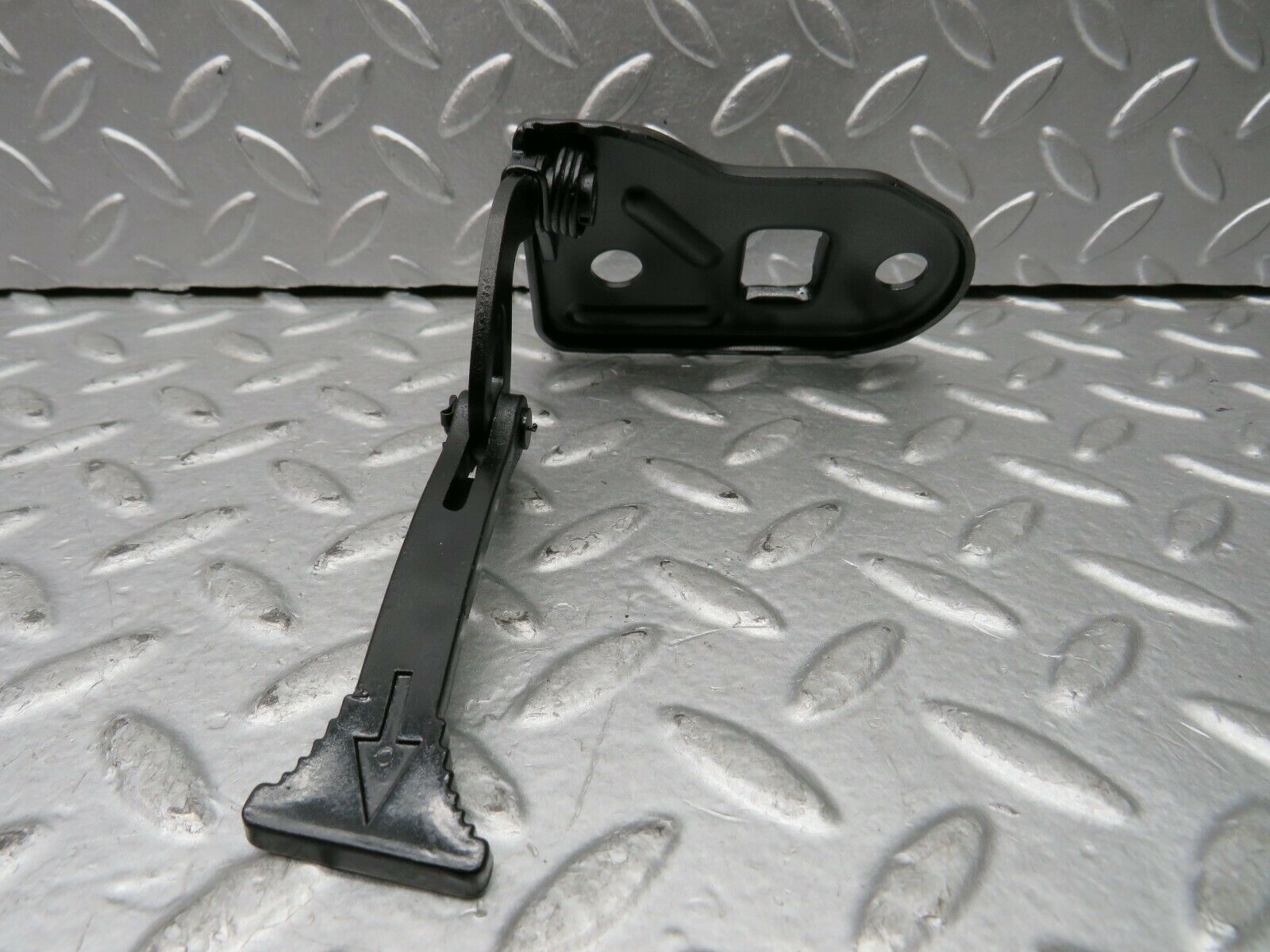 22020 Mercedes-Benz S123 280TE Wagon Bonnet Safety Latch 1238800160