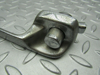 W108 door handle rear right used OEM
