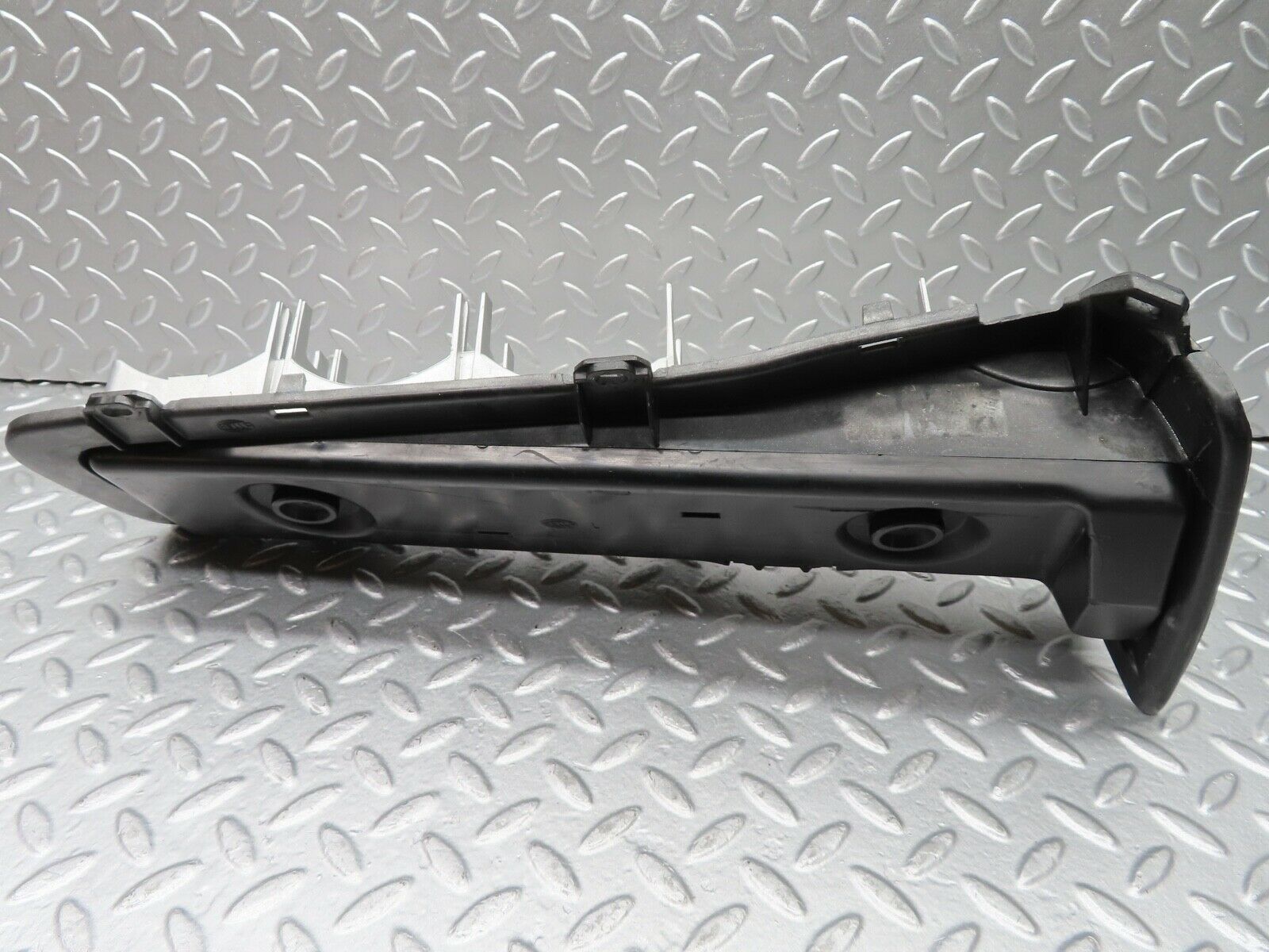 19876 Mercedes-Benz C123 230CE Coupe Tail Light Bulb Holder Left Side