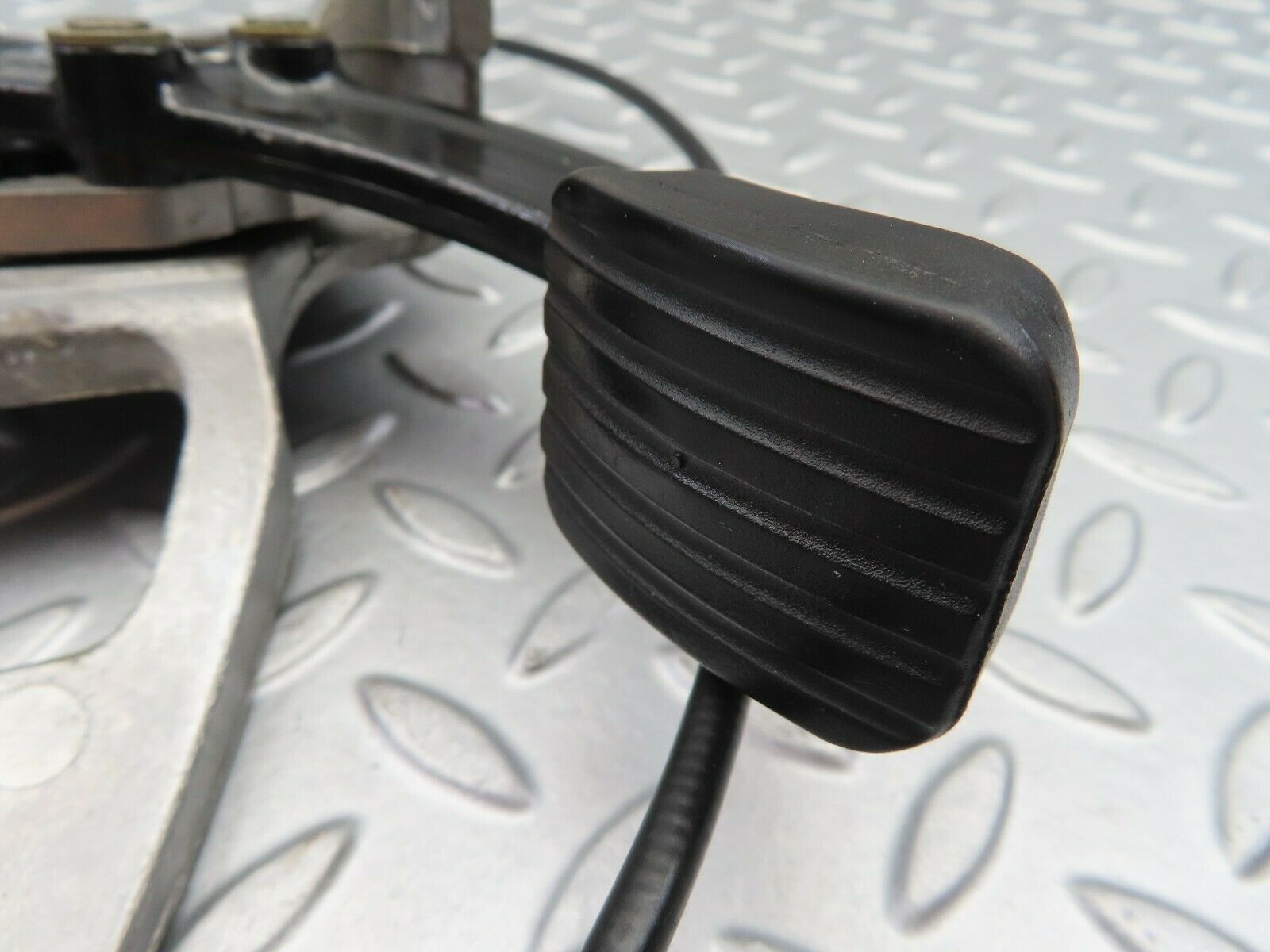 6710 Mercedes-Benz S124 E220 Wagon Parking Brake Pedal 1244270801