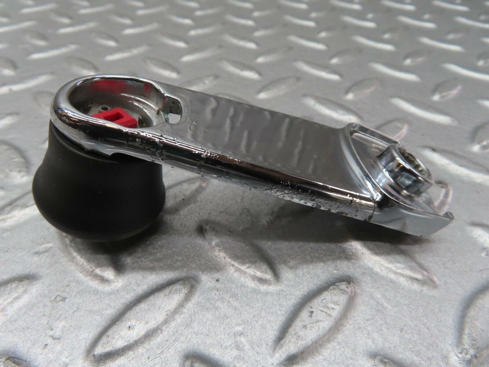 13550 Mercedes-Benz W123 200 Window Lifter Crank Handle