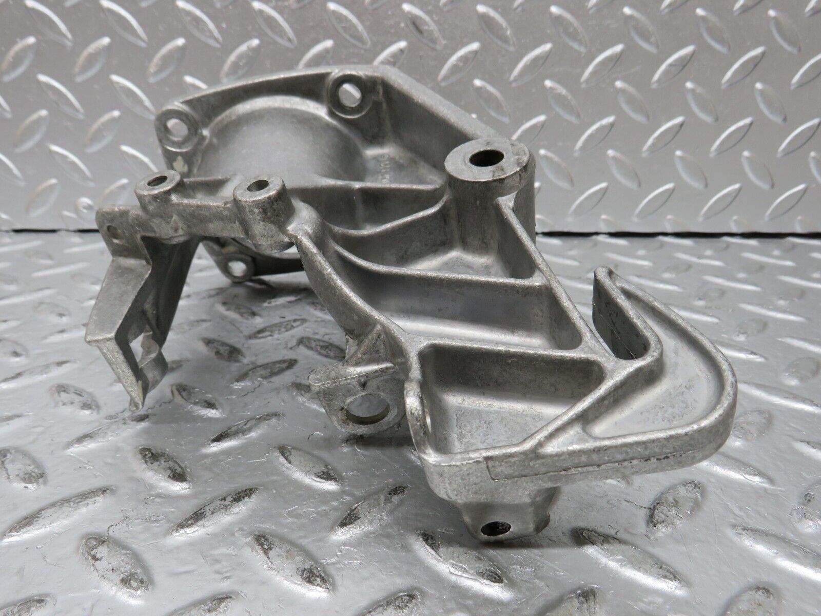 27188 Mercedes-Benz W123 280E Brake Pedal Bracket 1232900219