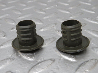 34192 Mercedes-Benz W124 260E Jack Lifting Point Plug 2x 1245830315