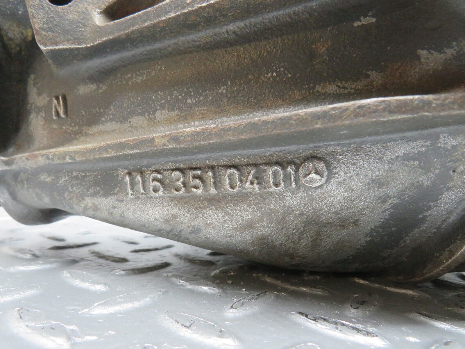 33021 Mercedes-Benz C107 R107 350 V8 Rear Differential Ratio 3.46 1163510401