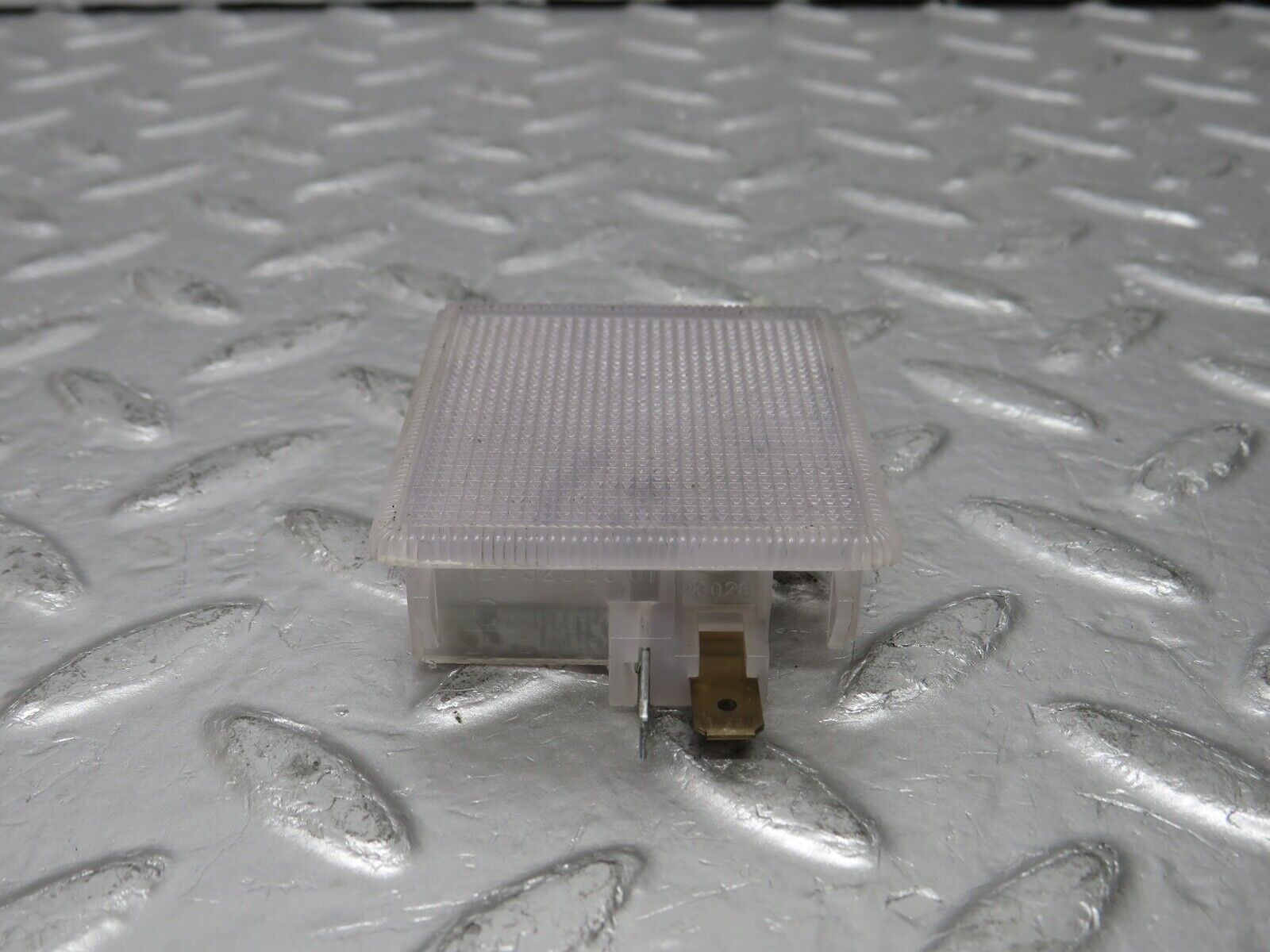 30495 Mercedes-Benz W124 230E Glove Box Light 1248200001